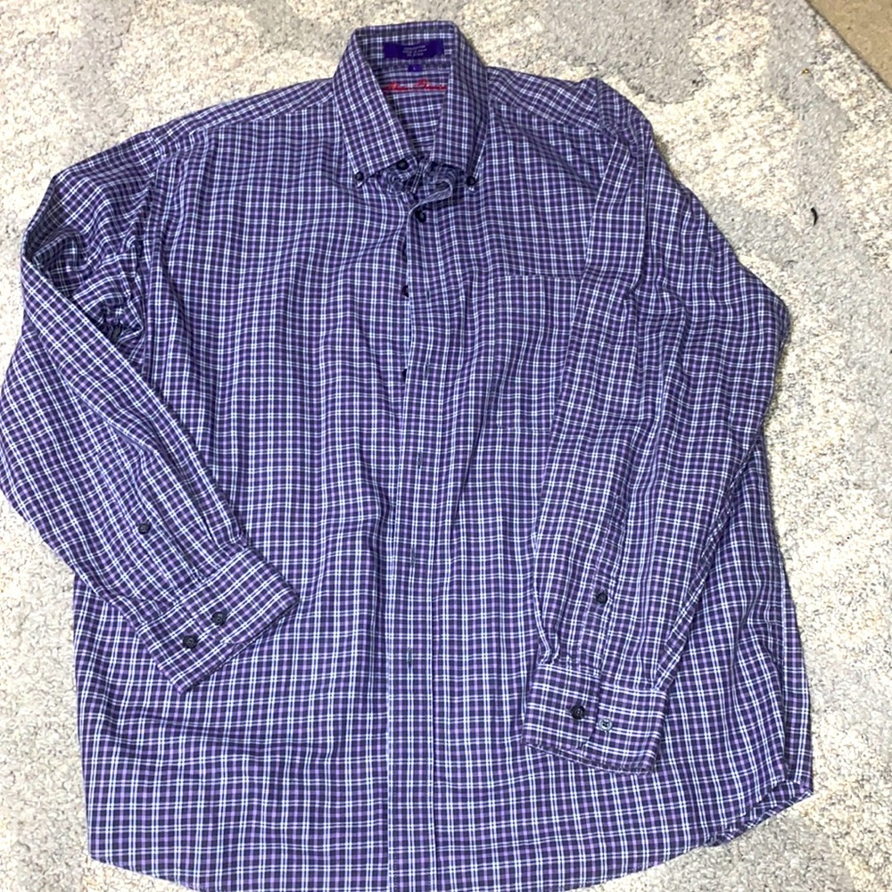 Mens Alan Flusser size Large button down collar long sleeve shirt.